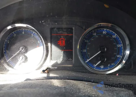 2018 Toyota Corolla Le из США, поврежденный, VIN 5YFBURHE0JP854298